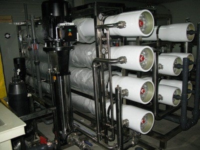 سیستم اسمز معکوس تصفیه آب PLC 10000L/H RO برای آب آشامیدنی