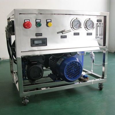آب شیرین کن خورشیدی مینی موبایل RO کارخانه نمک زدایی آب دریا قابل حمل