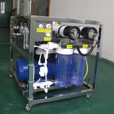 Small Seawater RO Plant 99.7٪ راندمان رد آنتی باکتریال 220 ولت