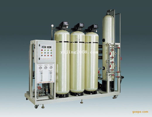 تصفیه خانه آب معدنی معدنی 1000LPH با PLC