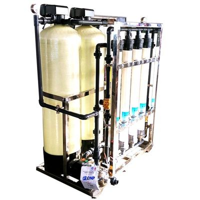 99.99 Ult سیستم های فوق تصفیه آب ، FRP Filter 2000 lph rO گیاه