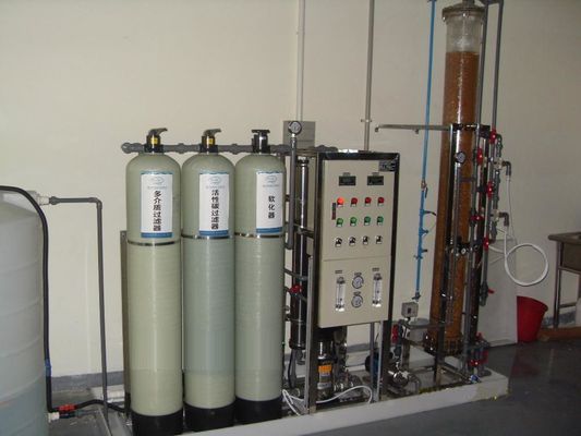 2000LPH سیستمهای آب دیونیزه ، 99.7٪ کارخانه تبادل یونی Dm کارخانه